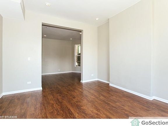 3rd image of 6427 S Saint Lawrence Ave #2