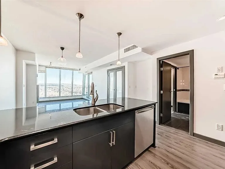888 4th Ave SW #1902 — Photo 19