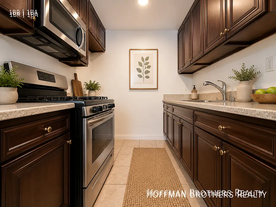 16221 Vanowen St Van Nuys, CA 91406 — Photo 2