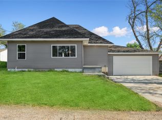 504 6th Ave, Springville, IA 52336