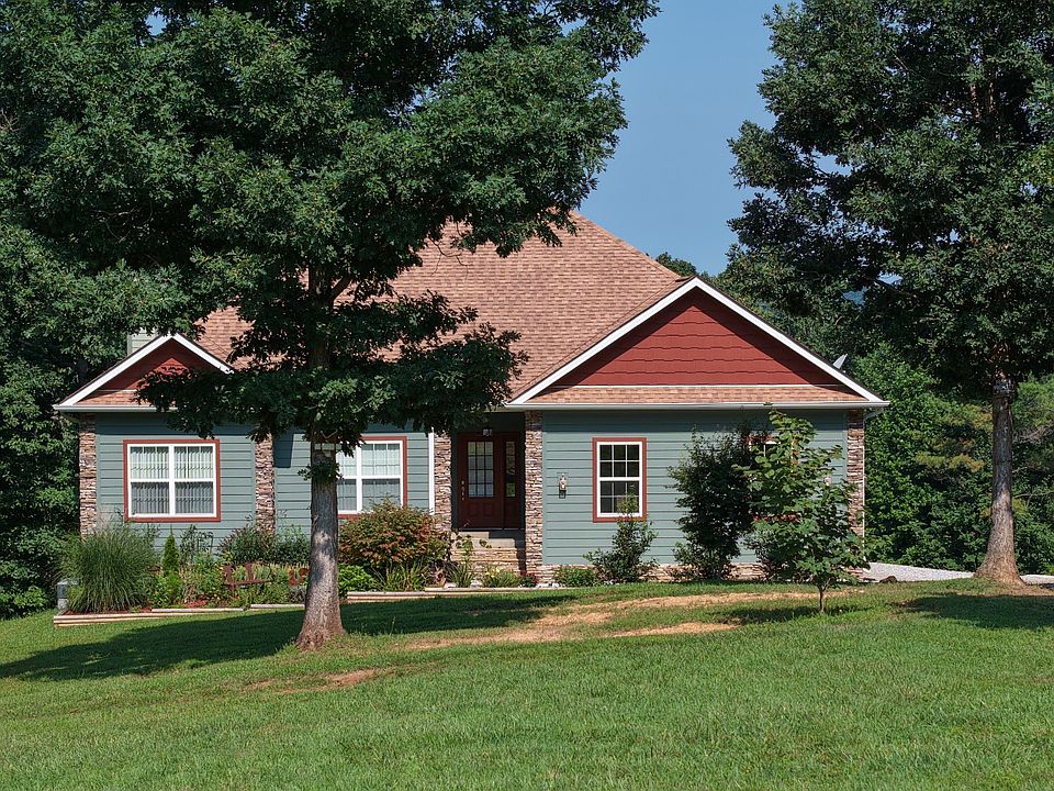 1st image of 240 Thunder Ridge Dr