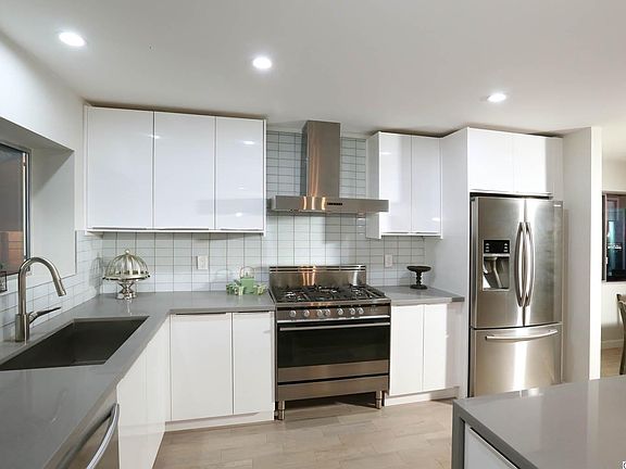 5th image of 2910 Rodin Pl