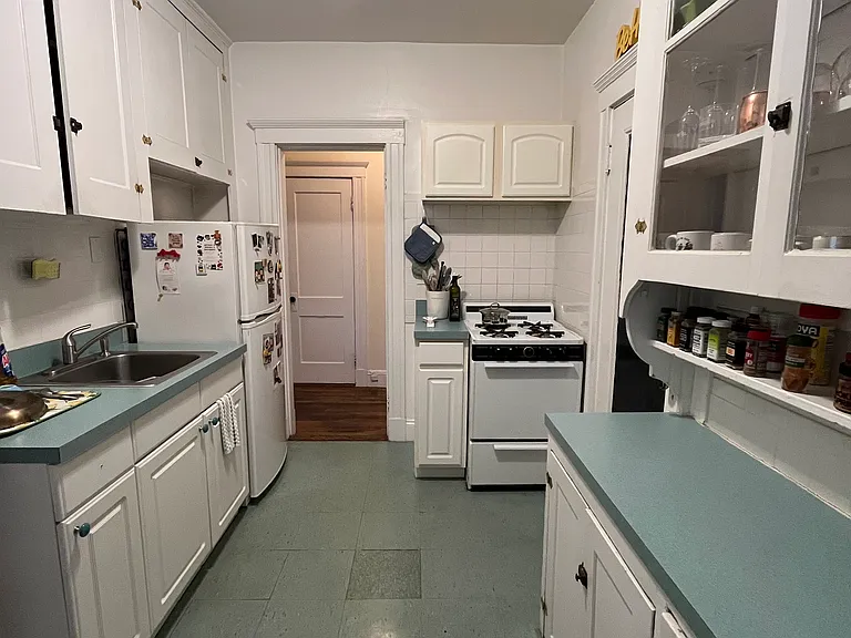 15 Melvin Ave #5 — Photo 5