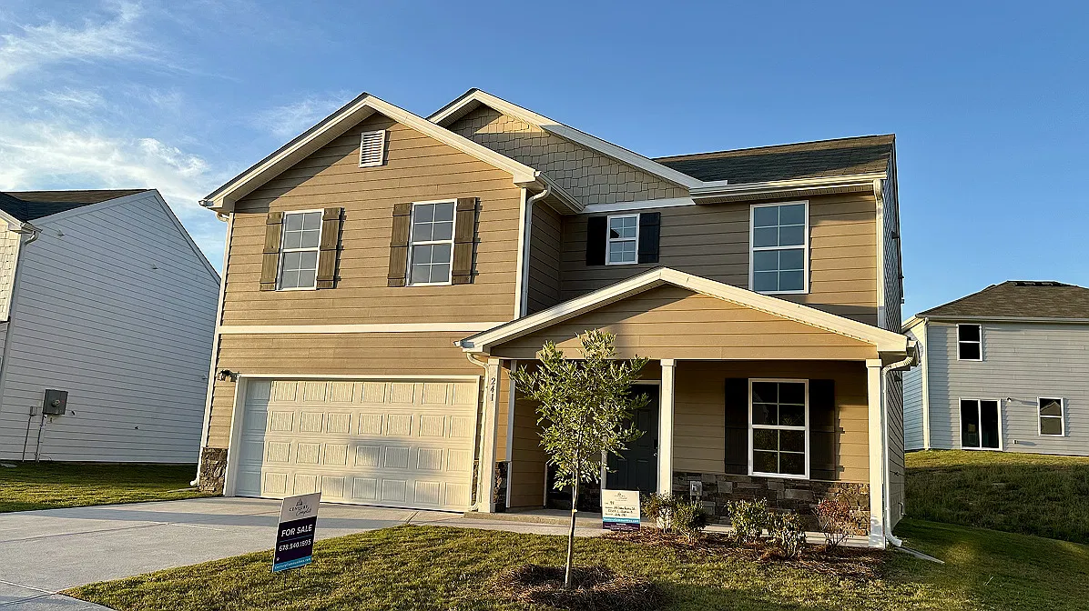4 bed, 2.5 bath, 2100 sqft, $2,195 — Photo 3