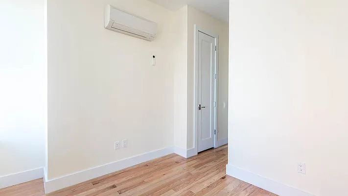 Rented by Nooklyn NYC LLC | media 30