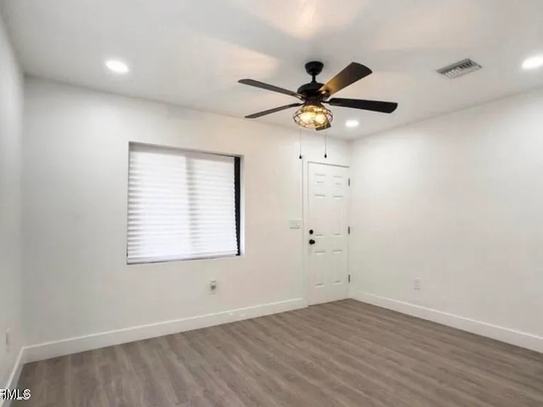 2236 E Roosevelt St #B — Photo 2
