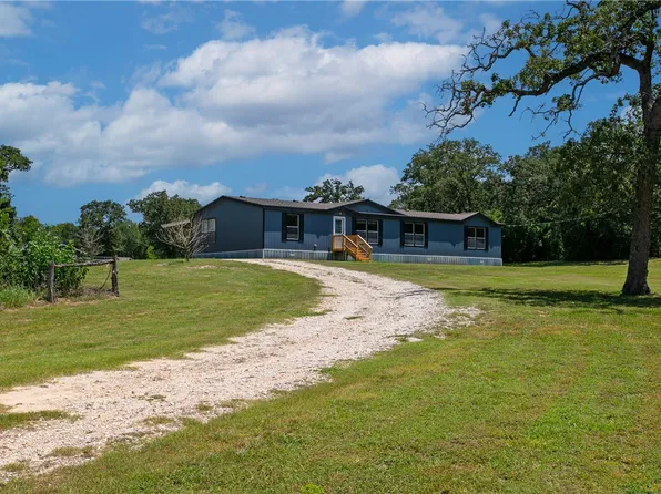 118 Yaupon Dr, Caldwell, TX 77836