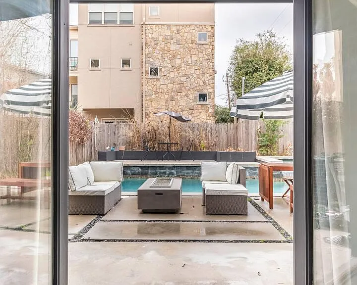 5202 Rose St — Photo 27
