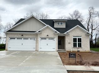 2735 Winstar Ct, Bowling Green, KY 42104