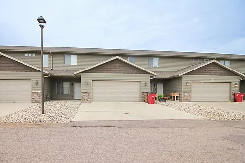 Tanner Court Estates -3 bed units townhouses in Tea, SD! Photo 1