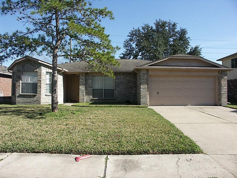1st image of 426 Savannah Moss Dr