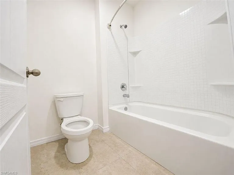 2736 Dumont Ln — Photo 24