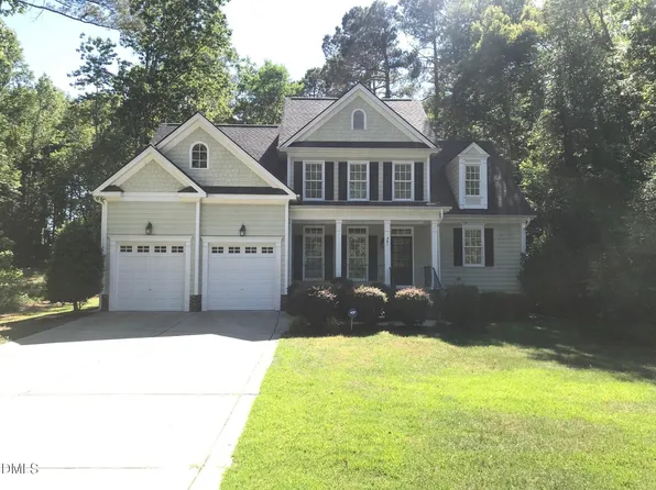381 Carolina Oaks Ave, Smithfield, NC 27577