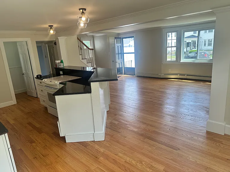 324 Elm St #A — Photo 47