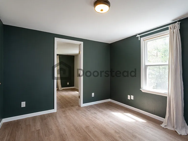 1109 Spur St — Photo 18