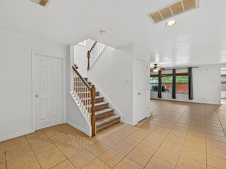 16547 Lanesborough Dr — Photo 6