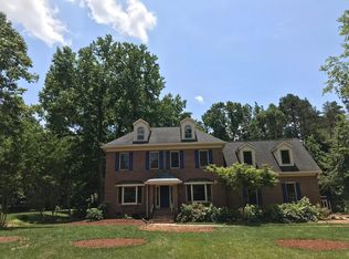 2411 Cherrywood Ln, Matthews, NC 28104