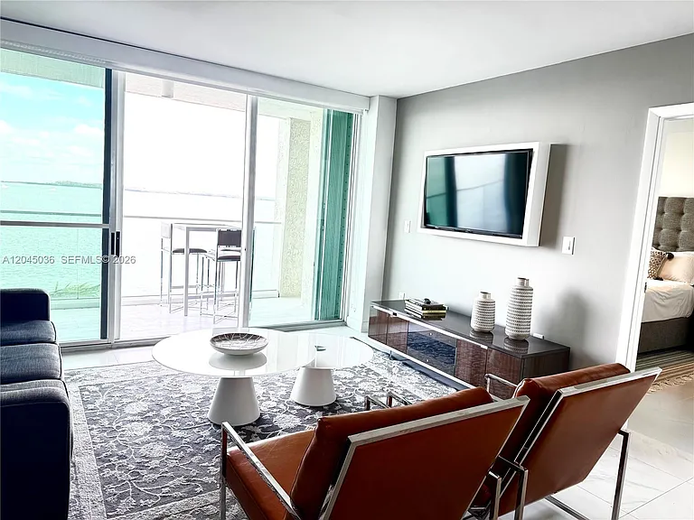 800 Claughton Island Dr #502 — Photo 5