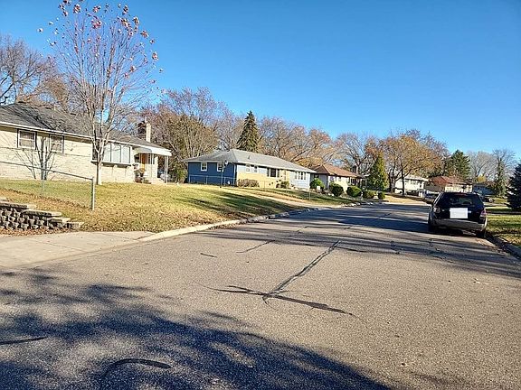 5th image of 3701 Violet Ave N