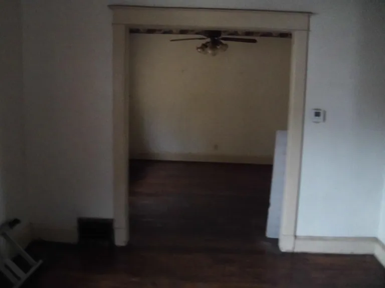 1517 Lincoln Ave — Photo 2