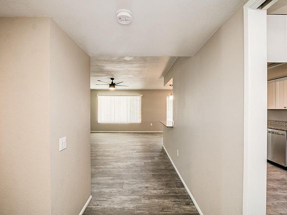 5th image of 9525 W Oakstone Dr