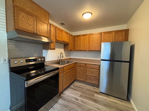233 Carmel Ave #19