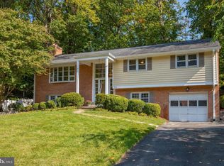 3321 Prince William Dr, Fairfax, VA 22031