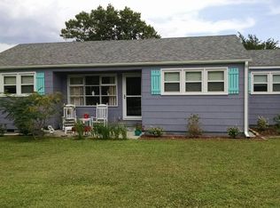 301 Mansfield Pkwy, Morehead City, NC 28557