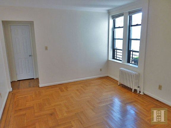 3rd image of 437 Prospect Ave APT 4