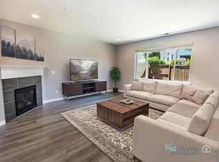9729 SW 172nd Ave, Beaverton, OR 97007