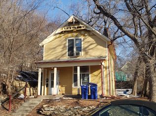 1047 4th St E, Saint Paul, MN 55106