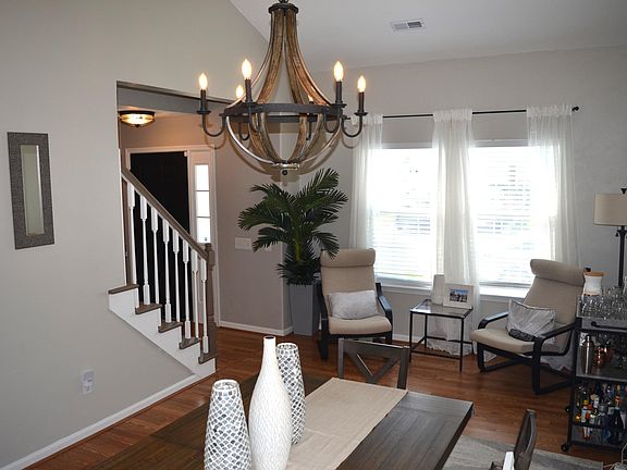 2nd image of 1308 Guardhouse Cir #1