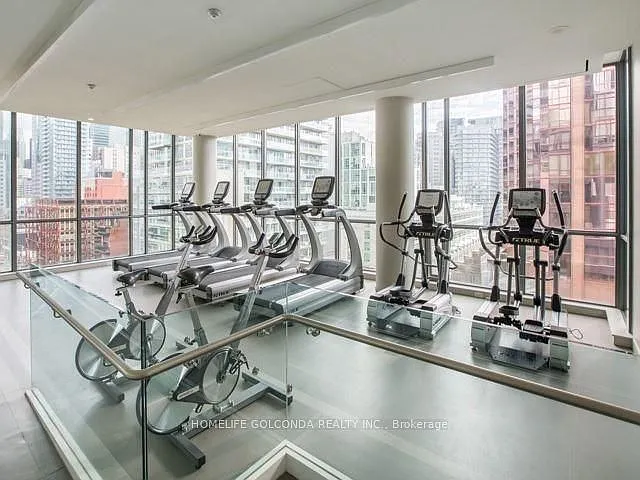 8 Charlotte St #511 — Photo 13