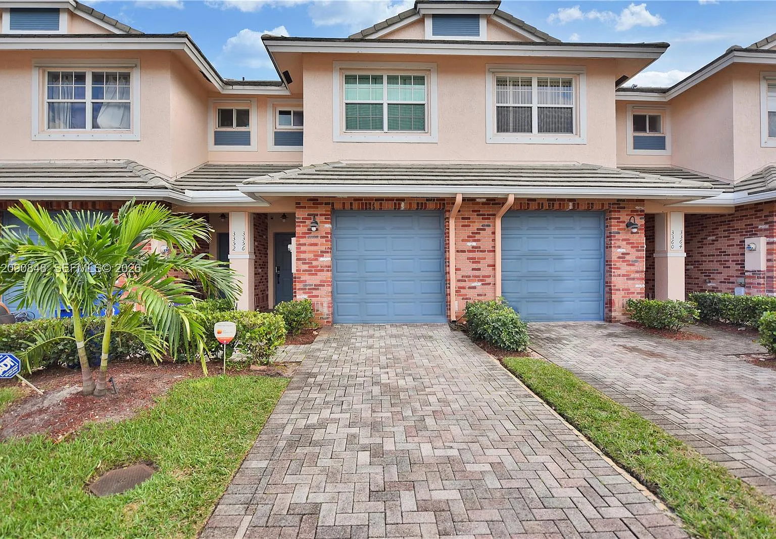 Carriage Homes At Bentley — Photo 1