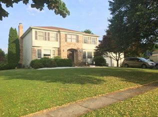4 Overlook Way, Lawrence Township, NJ 08648
