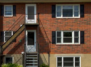 2 Park Circle Dr #3, Lancaster, PA 17603