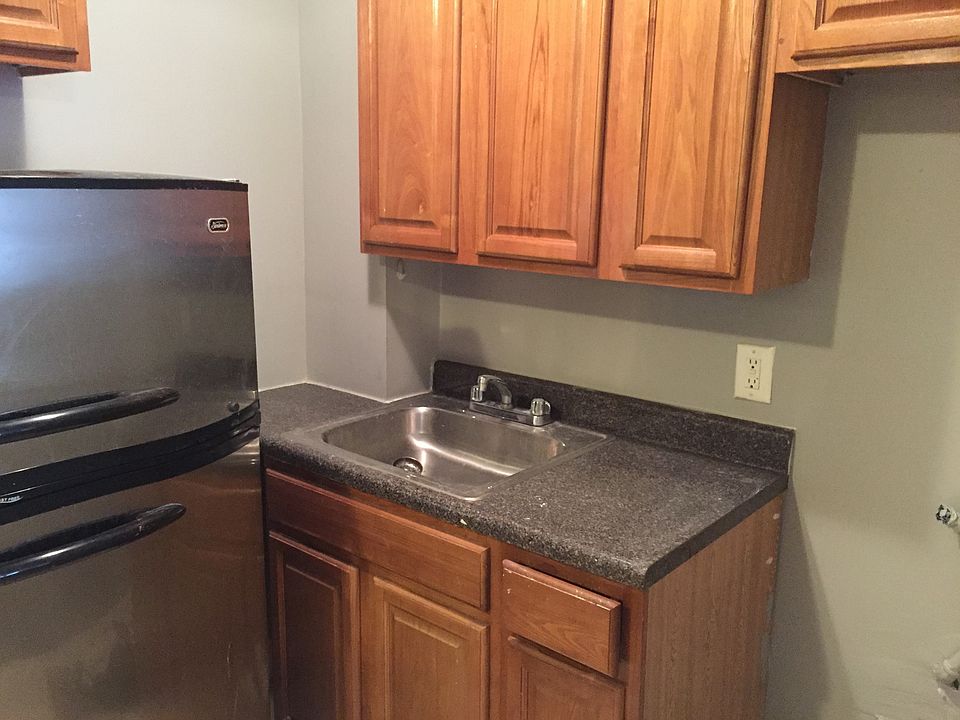 2nd image of 854 Ocean Ave APT 5C