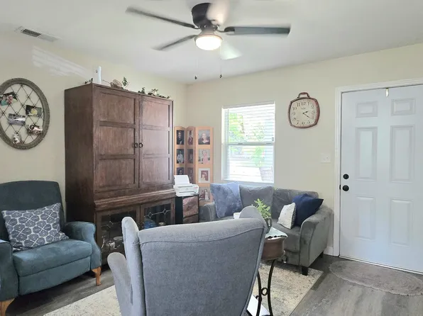 5125 ABEL Lane, Jacksonville, FL 32254