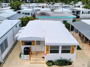 18 Juniper Drive #J, Briny Breezes, FL 33435