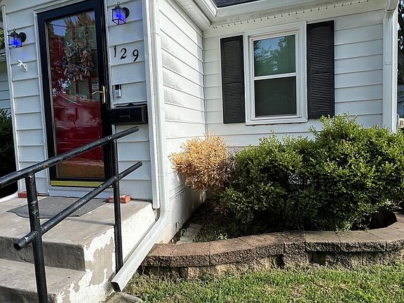 2nd image of 129 W Linden Ave