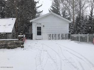 15098 Lakeshore Rd, Lakeside, MI 49116