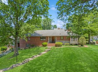 8683 Marengo St, Hollis, NY 11423