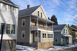 2nd image of 17 Carpenters Ln