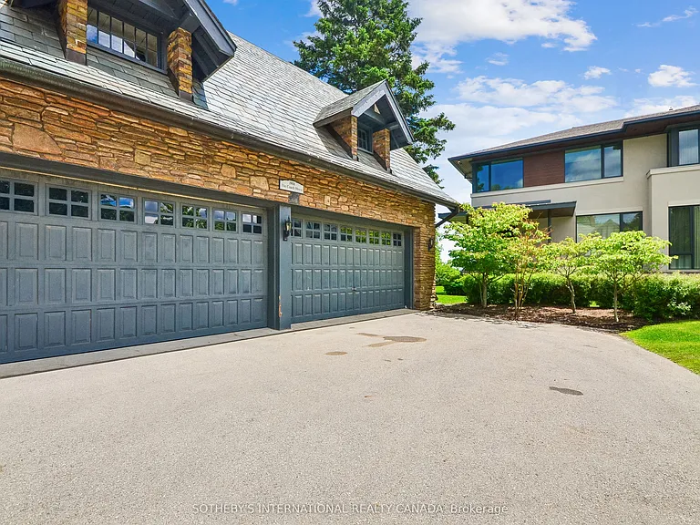 10 Maple Grove Dr #21 — Photo 3