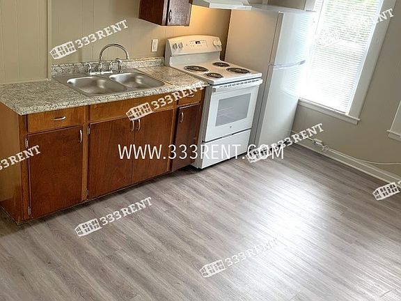 4th image of 3904 Adams St Unit B
