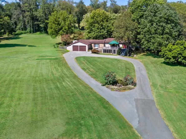 467 Upper Snuff Mill Row, Hockessin, DE 19707