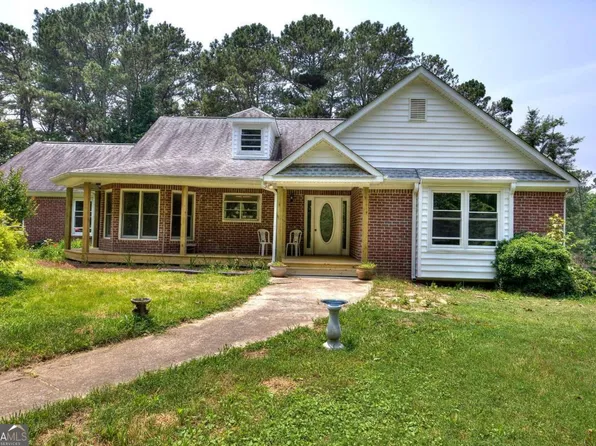 617 Raccoon Creek Rd, Dallas, GA 30132