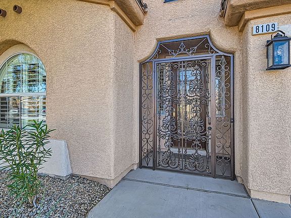 5th image of 8109 Mountain Forest Ct