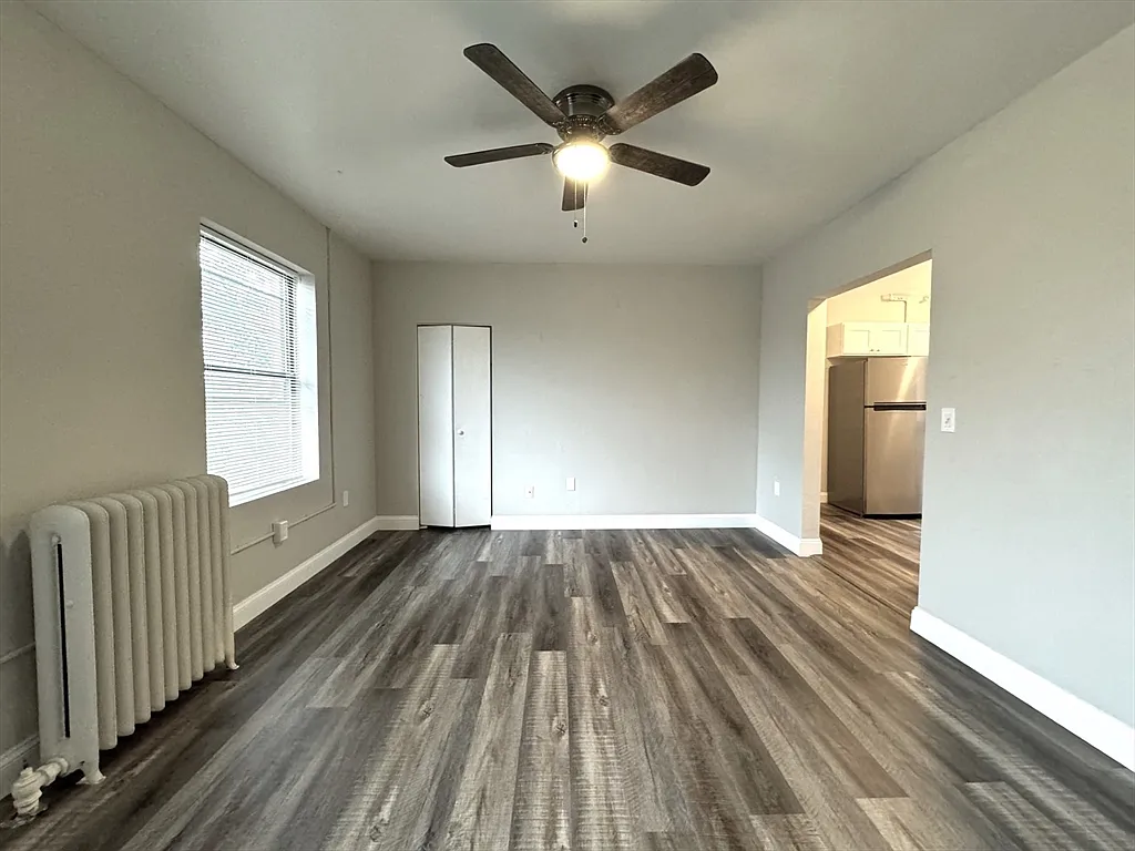 Studio, 1.0 bath, 500 sqft, $1,900 — Photo 4