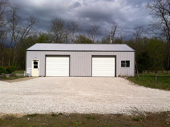 outbuilding 1320 sq ft